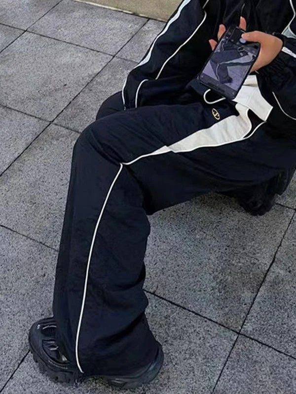 Men's Contrast Paneled Loose Parachute Pants - Image 5