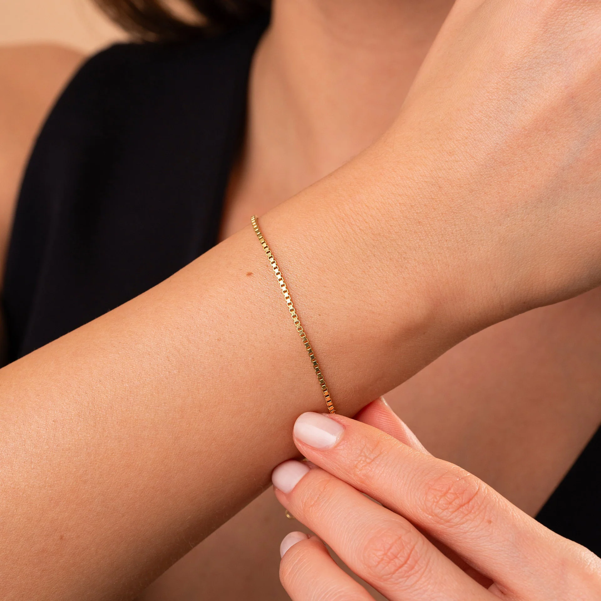 Minimalist 18K Gold Stainless Steel Chain Bracelet - Image 3