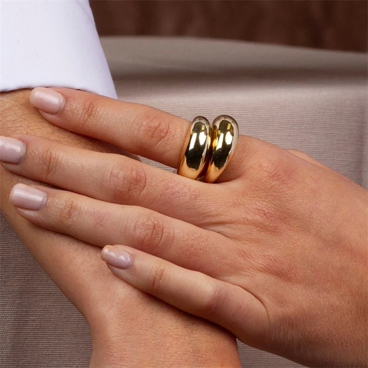 Minimalist Round Stainless Steel Ring - Image 4