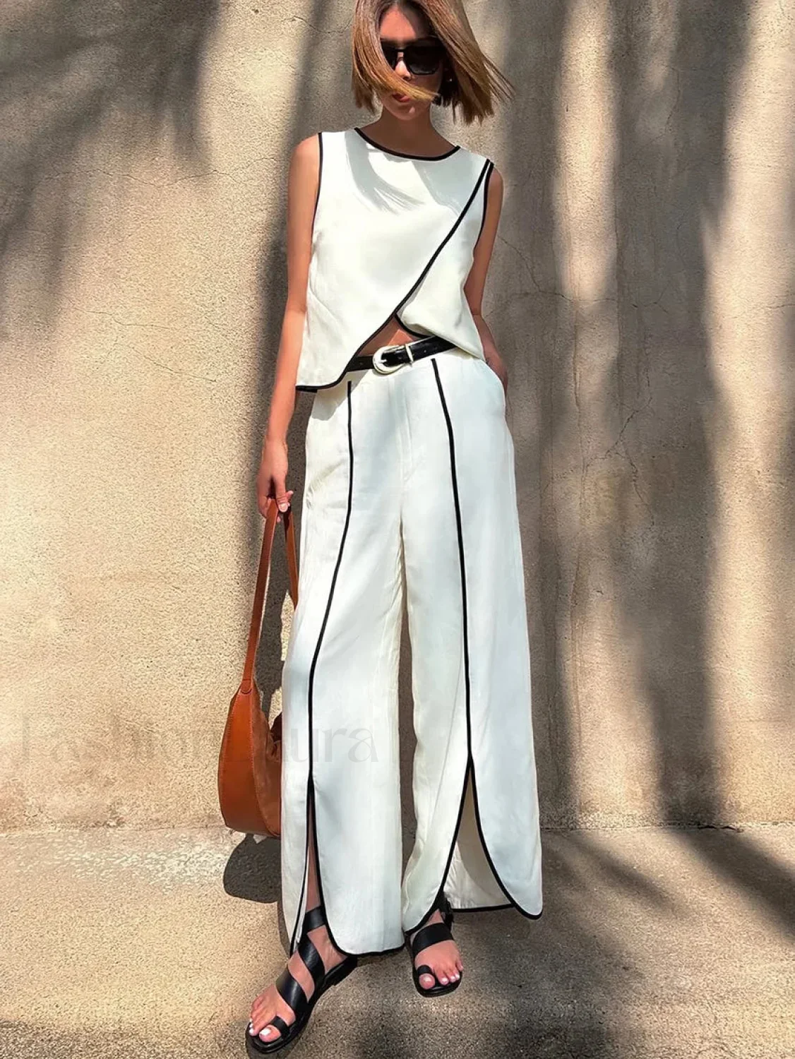 New O-Neck Crop Pants Two Piece Set - Image 6