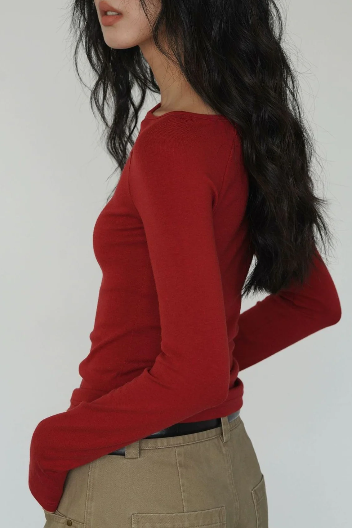 One Side Cut Out Bodycon Long Sleeve Tee - Image 2