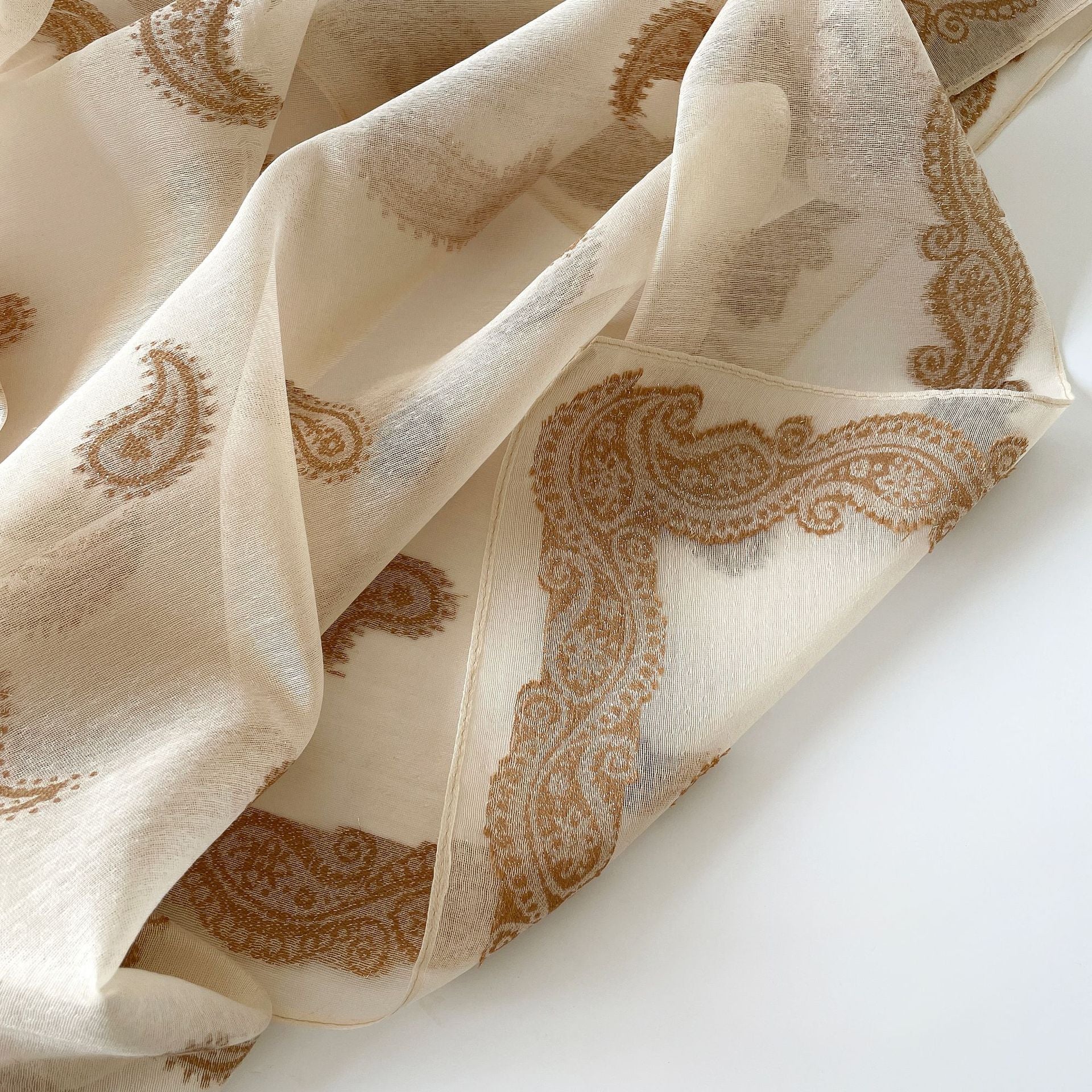Paisley Print Large Square Retro Shawl Scarf - Image 8