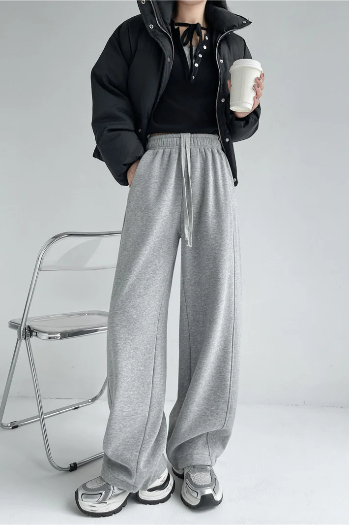 Plush Heavyweight Draped Knit Pants - Image 10