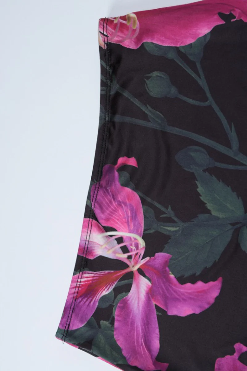 Printed V Neck Bodycon Skirt Set - Image 9