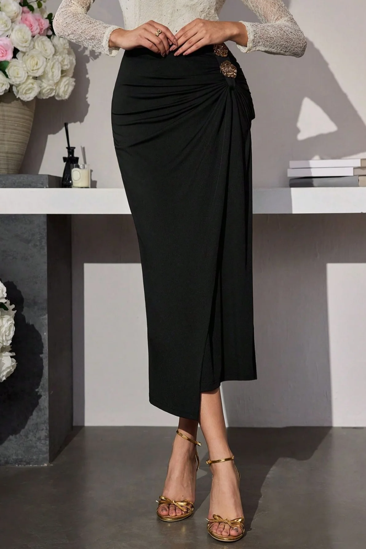 Rose Metal Buckle Ruched Bodycon Skirt - Image 3