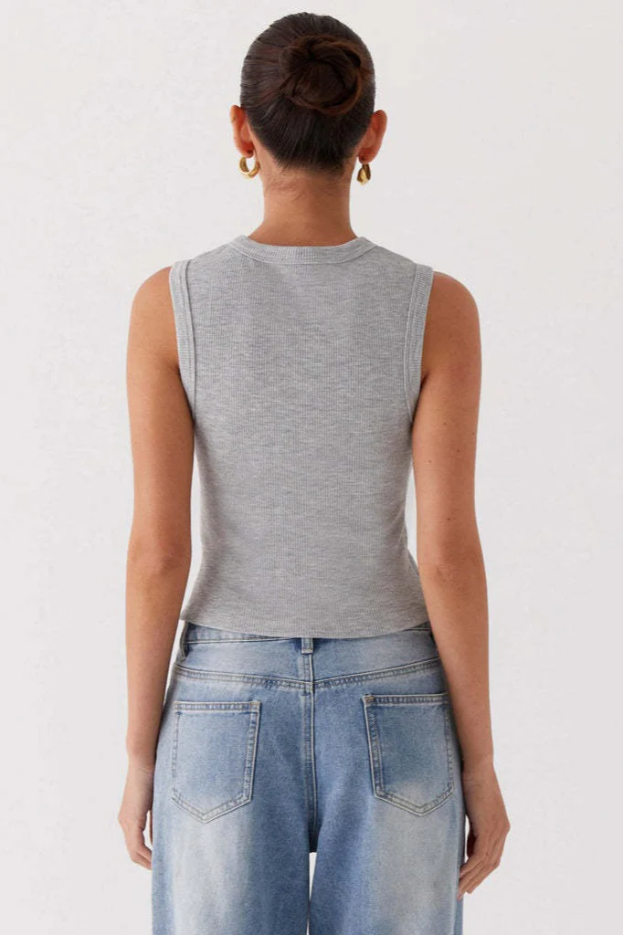 Round Neck Button Detail Ribbed Slim Tank Top - Image 9