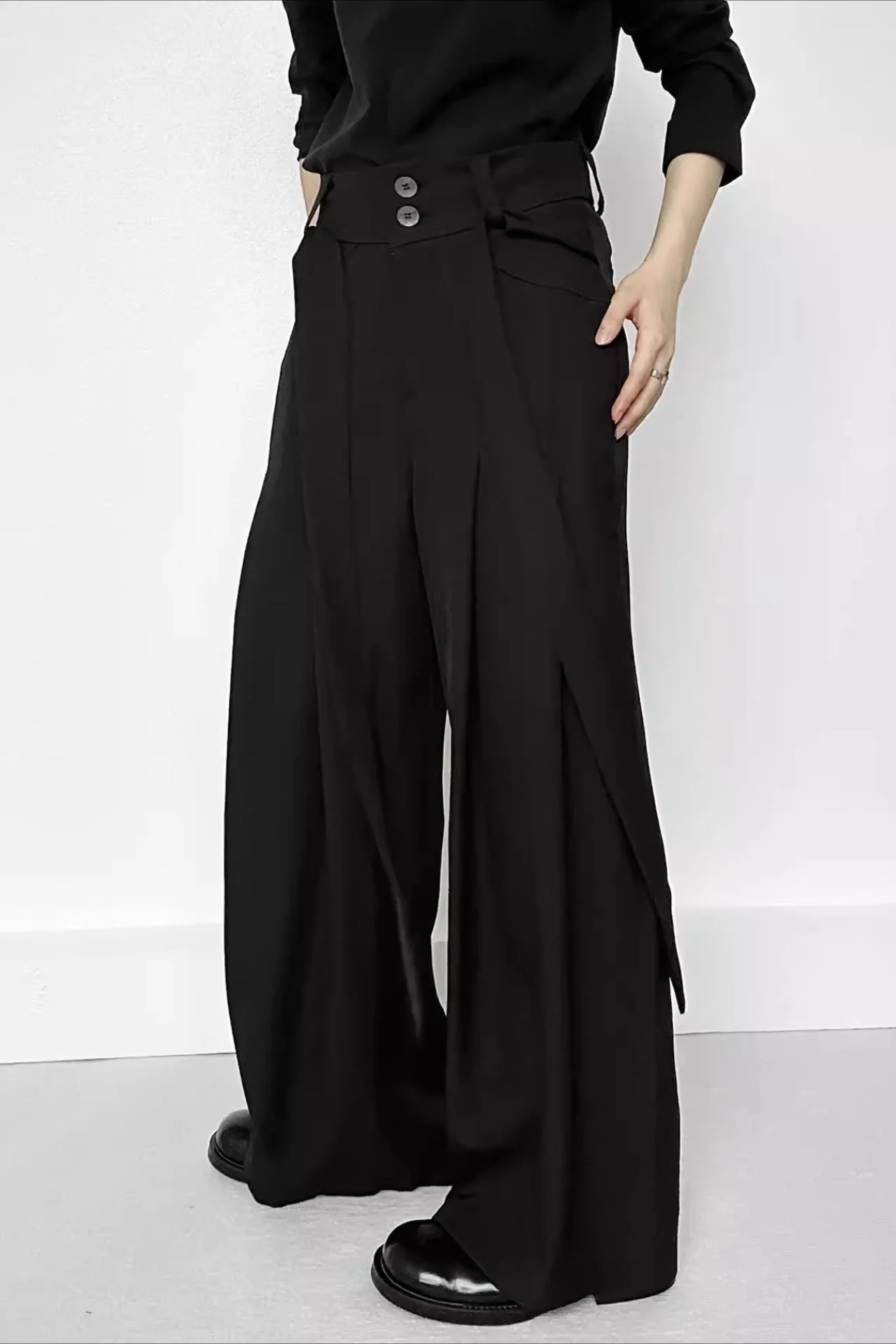 Ruched Ribbon Minimalist Chic Pants - Image 8
