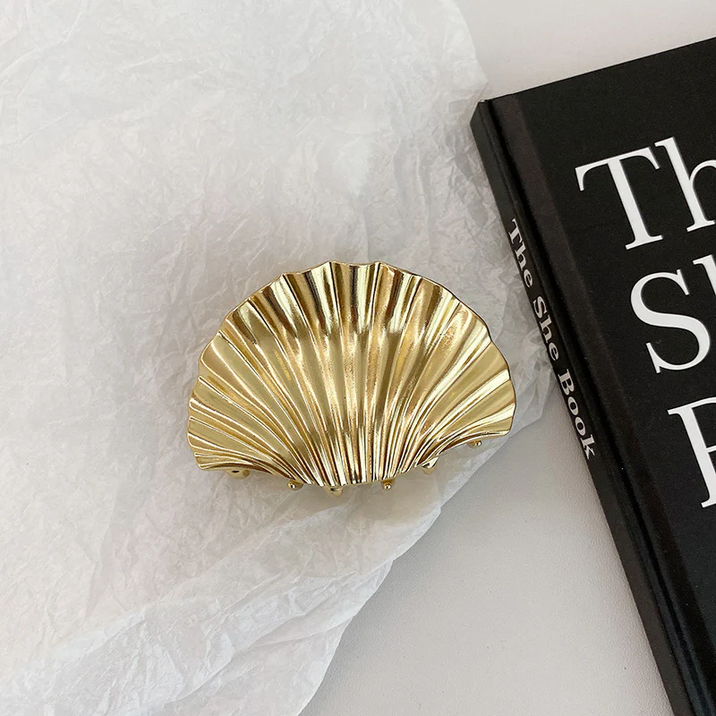 Seashell Wave Design Hair Claw - Image 7