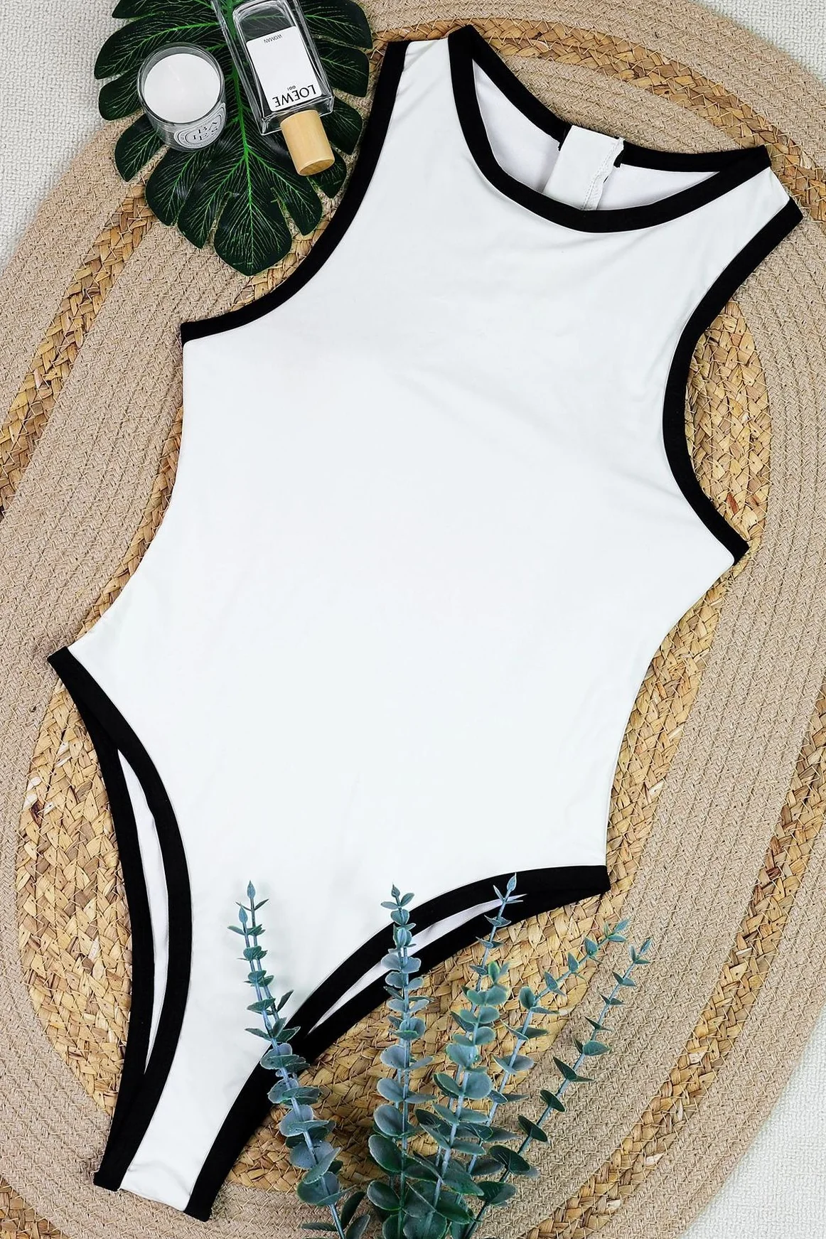 Colorblock Slim Fit One Piece Swimwear - Image 4