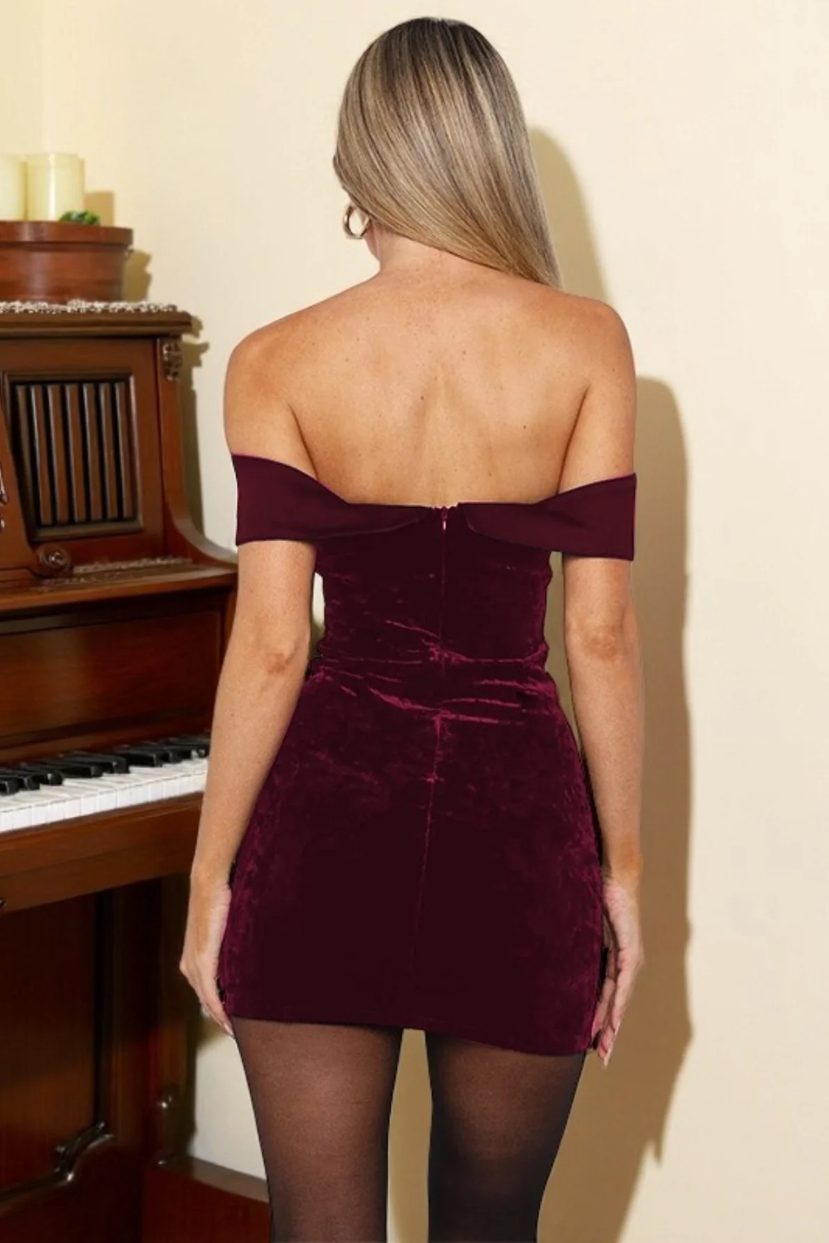 Sexy Off Shoulder Backless Velvet Bodycon Mini Dress - Image 3