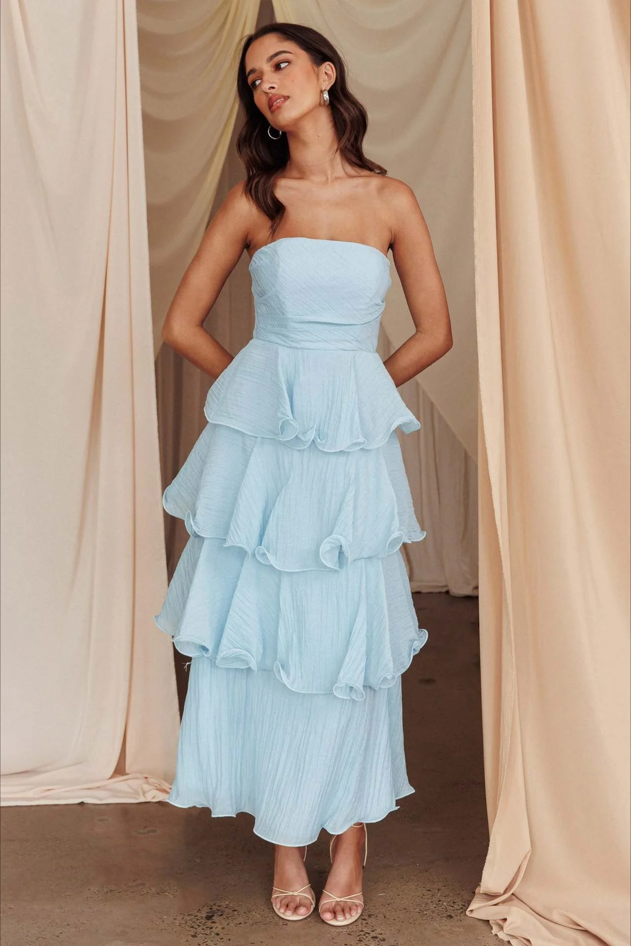 Sexy Slim Fit Strapless Backless Ruffled Prom Dress - Image 5