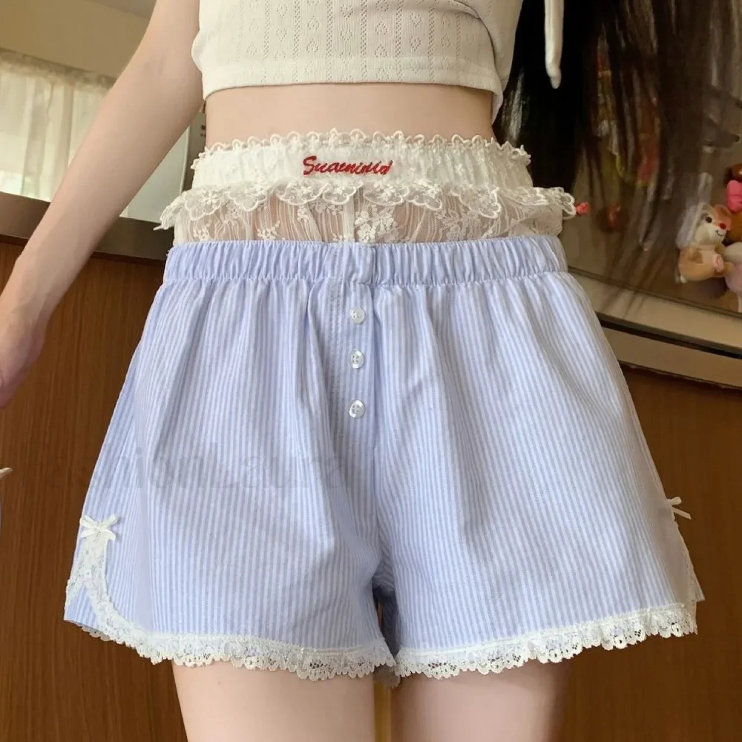 Sexy Striped Embroidered Lace Button Elastic Waist Short - Image 5