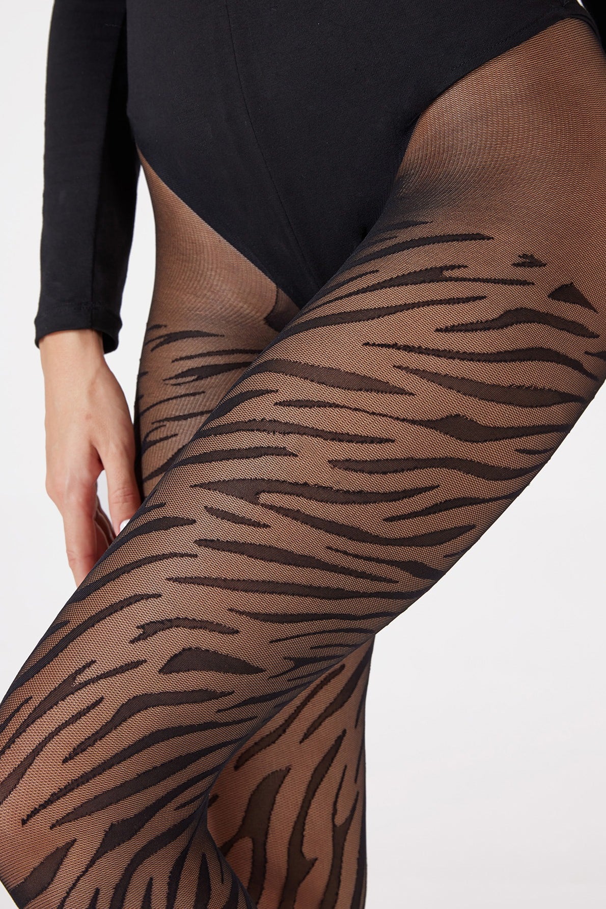 Shapewear Seamless Sheer Black Zebra Jacquard Tights - Image 5