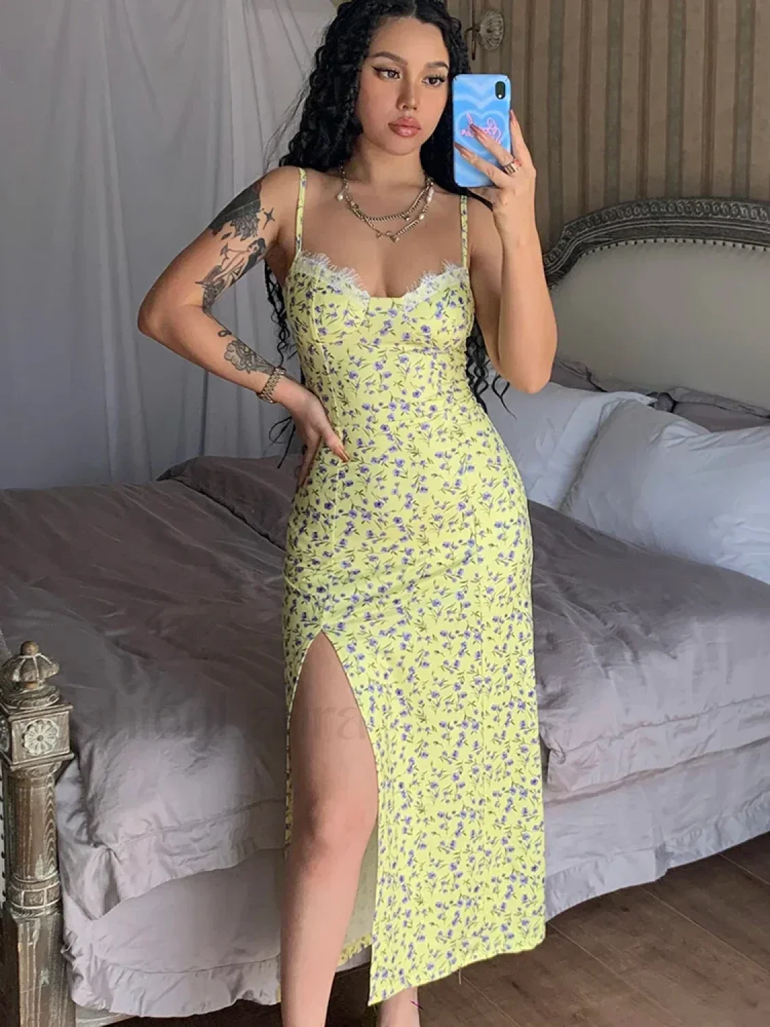 Side Slit Bodycon Floral Dress - Image 3