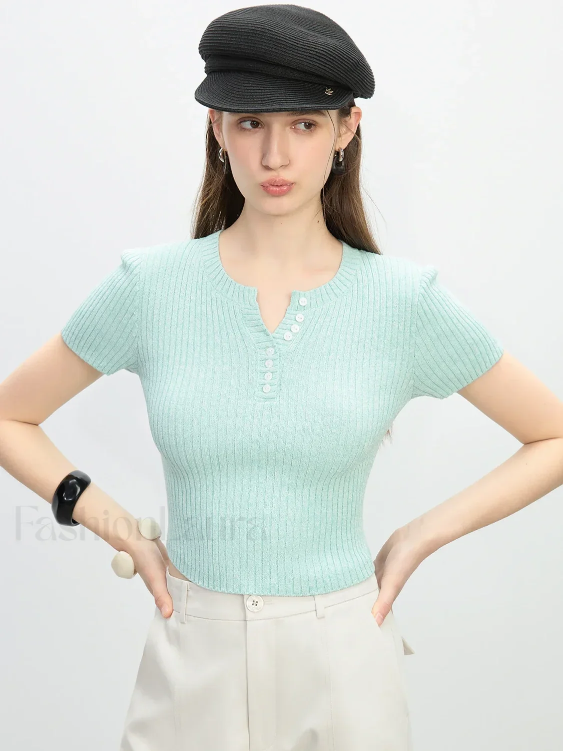 Slim Fit Knitted Grey Round Neck T-Shirt - Image 3