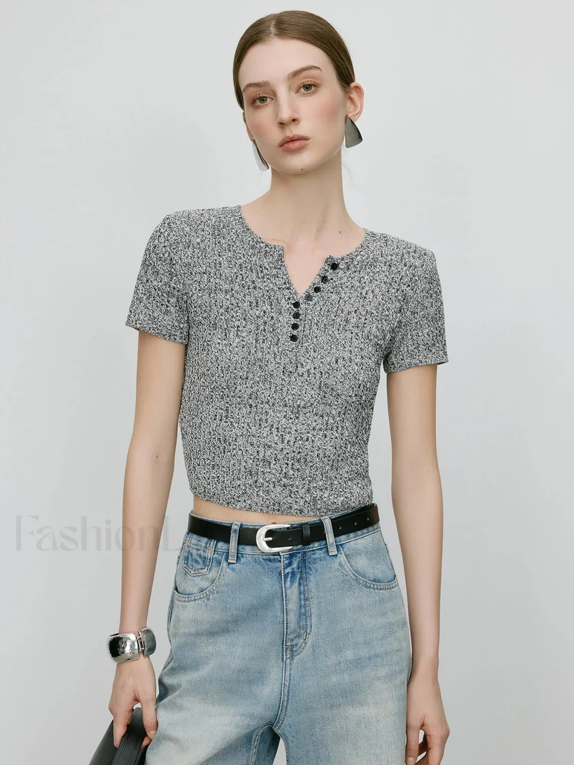 Slim Fit Knitted Grey Round Neck T-Shirt - Image 6