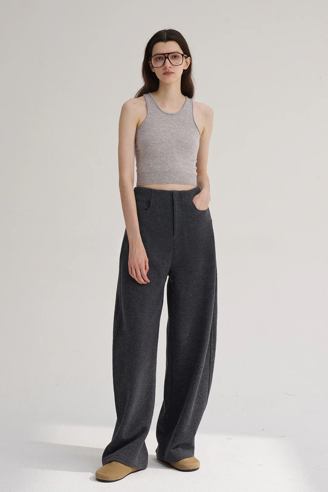 Slimming Narrow Curved Knit Pants - Image 4
