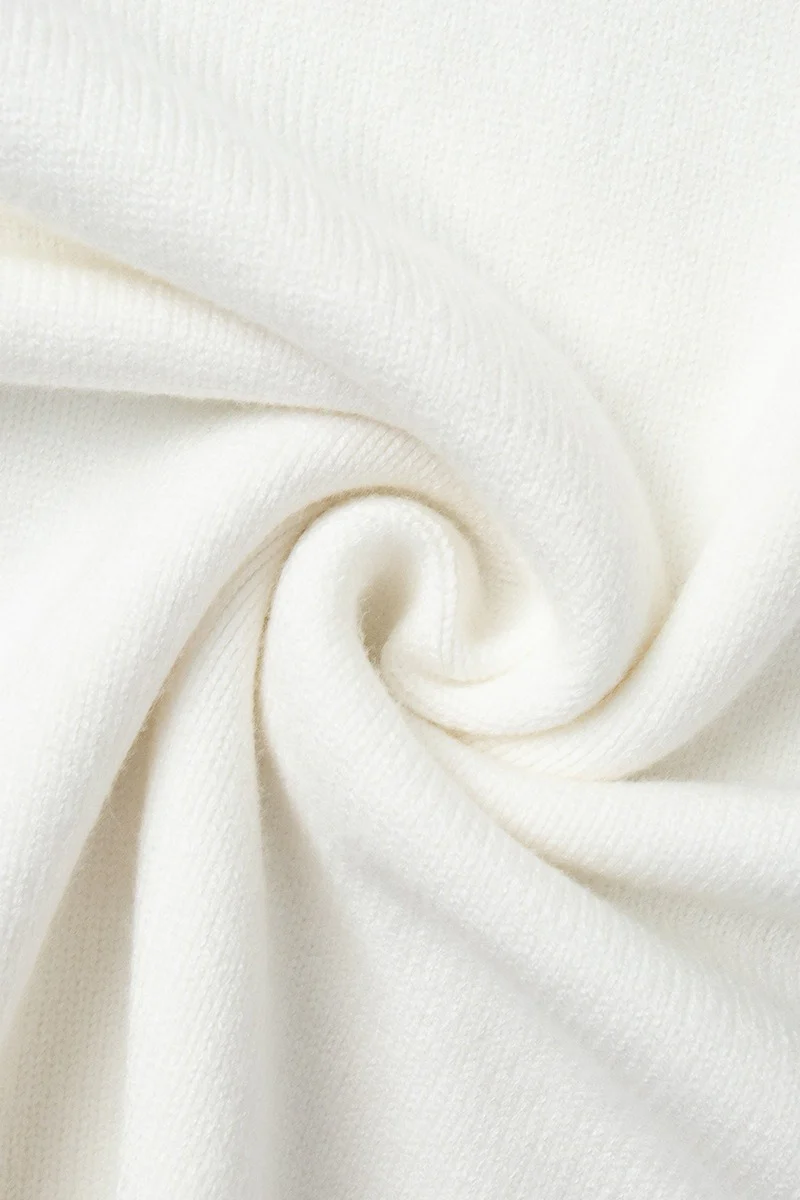Solid Color Turtleneck Knit Sweater - Image 10
