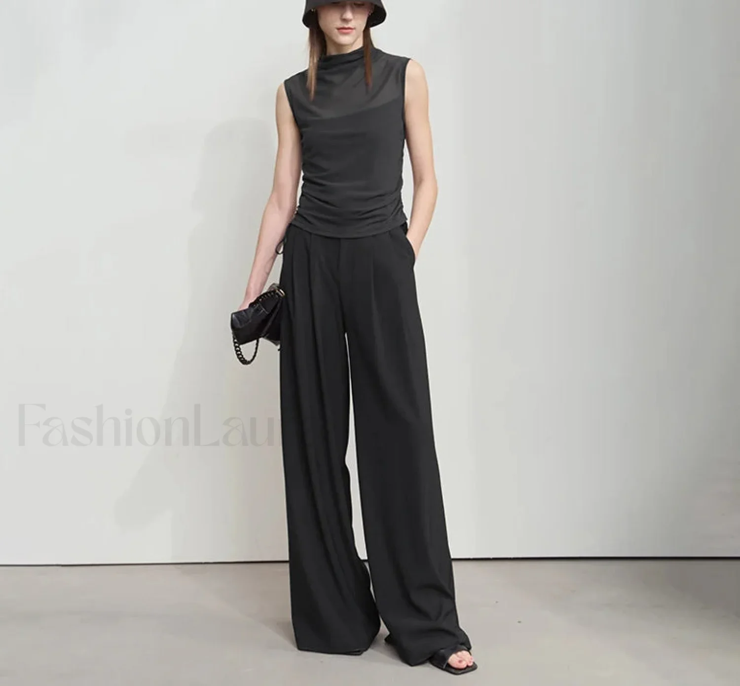 Solid Sleeveless Turtleneck Slim T-Shirt - Image 3