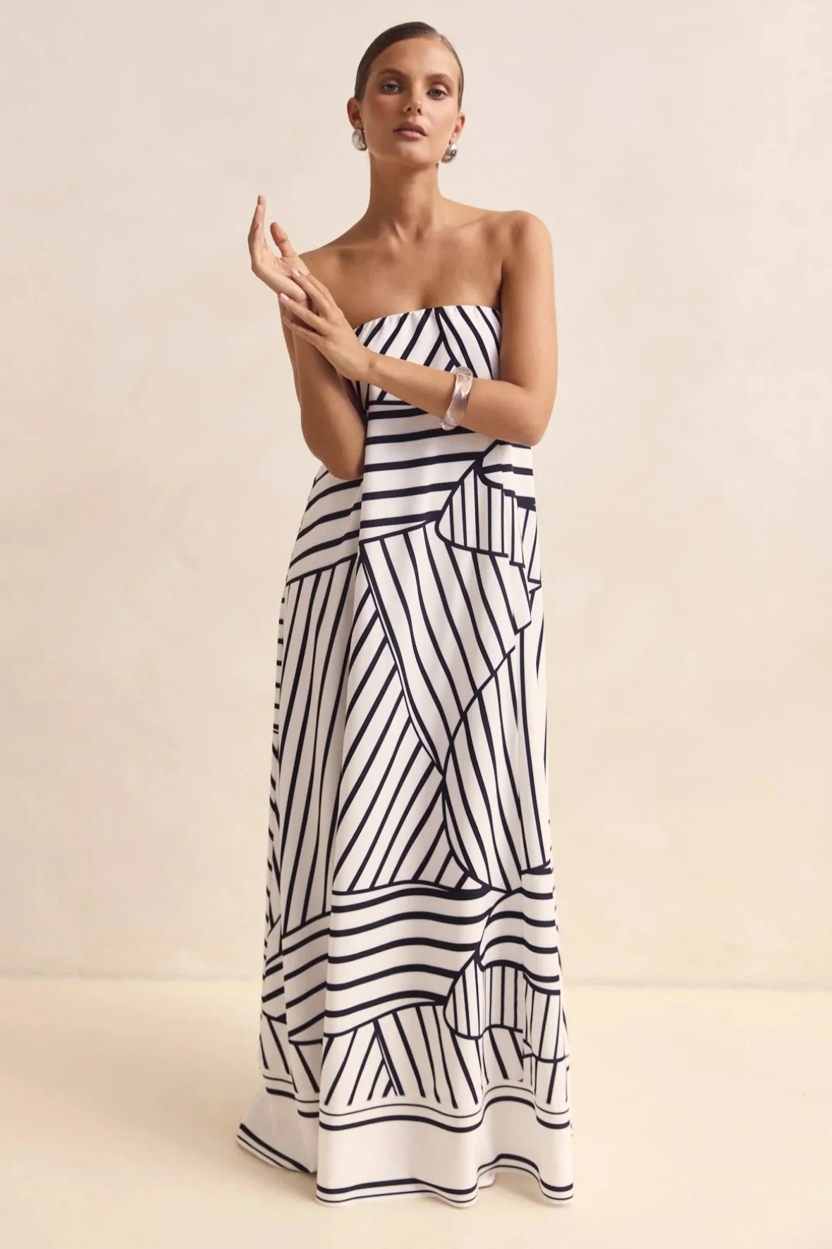 Strapless Printed Off Shoulder Maxi Boho Dress - Image 11