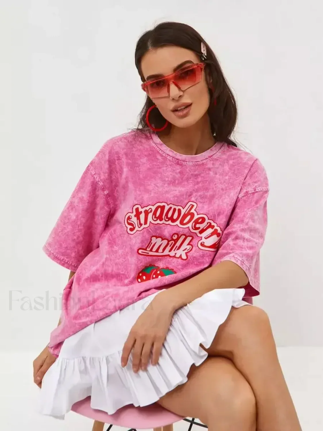 Strawberry Rose Red Print Oversized T-Shirt - Image 8