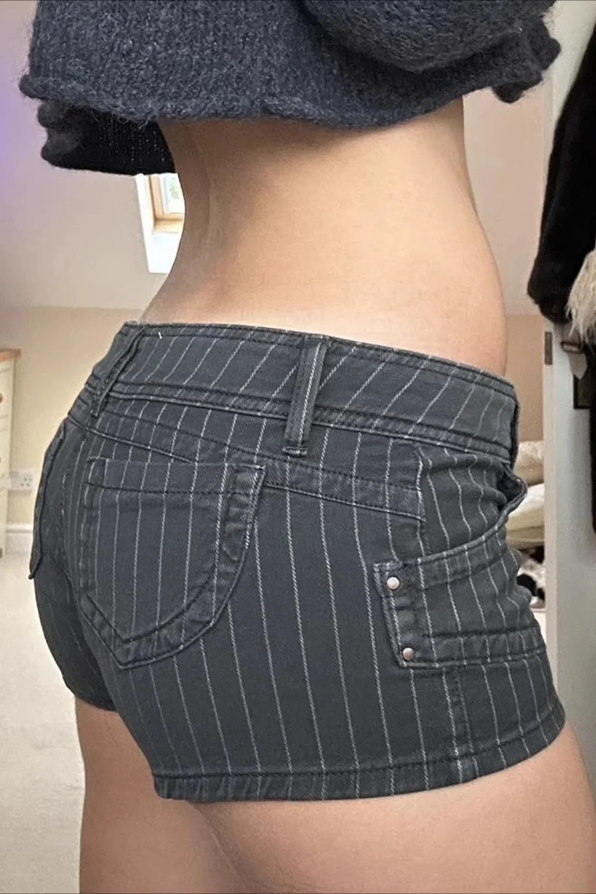 Striped Colorblock Low Rise Double Breasted Denim Shorts - Image 4