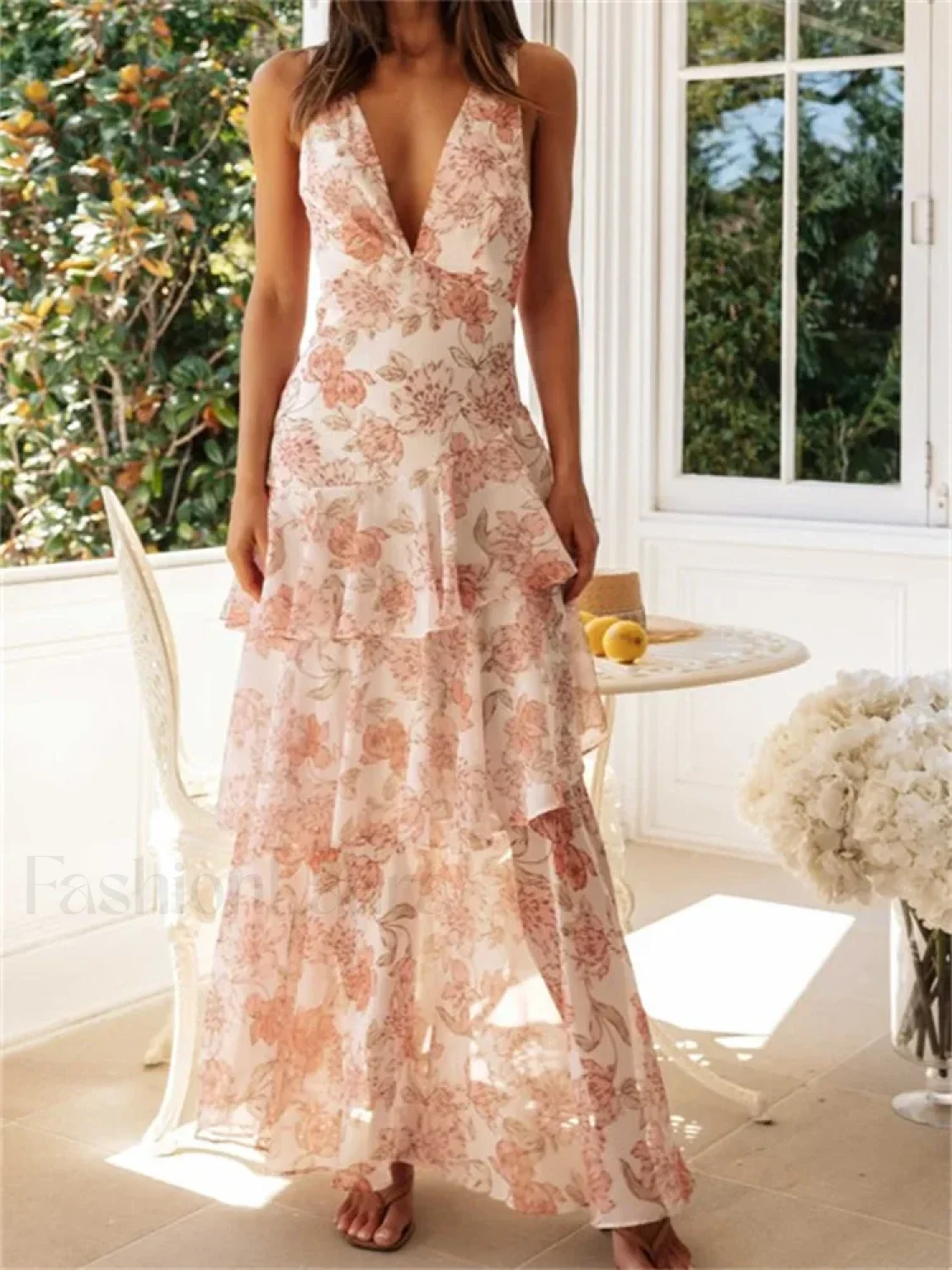 Tiered V-Neck Floral Dress - Image 4