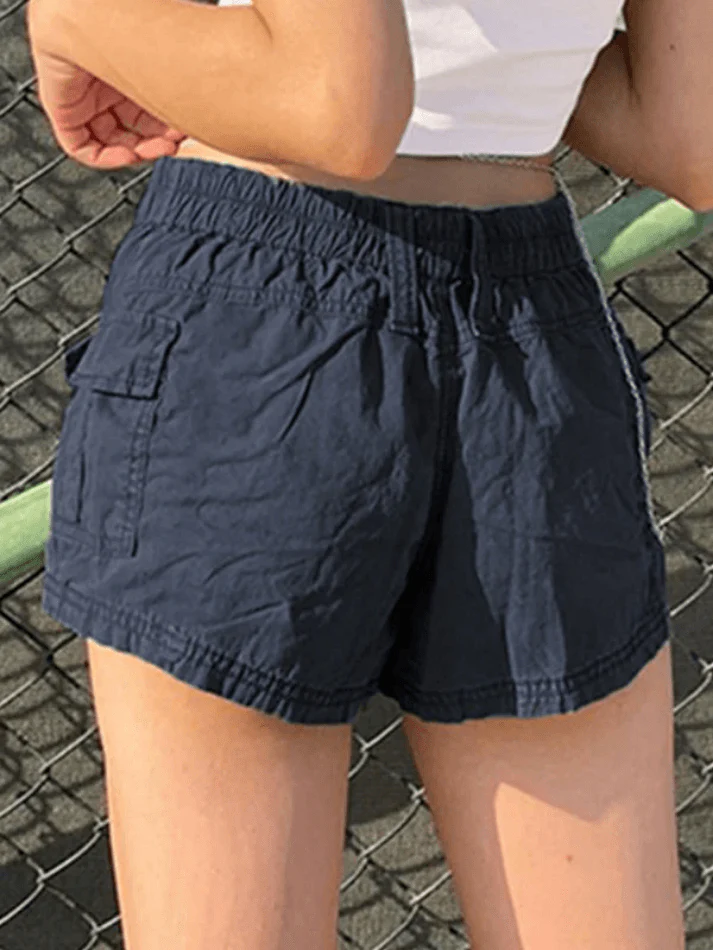 Vintage Low Rise Cargo Shorts - Image 29