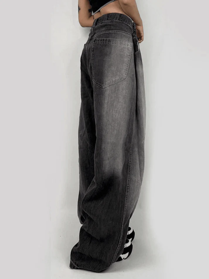Washed Contrast Waist Pleated Relaxed Leg Boyfriend Jeans - Image 3