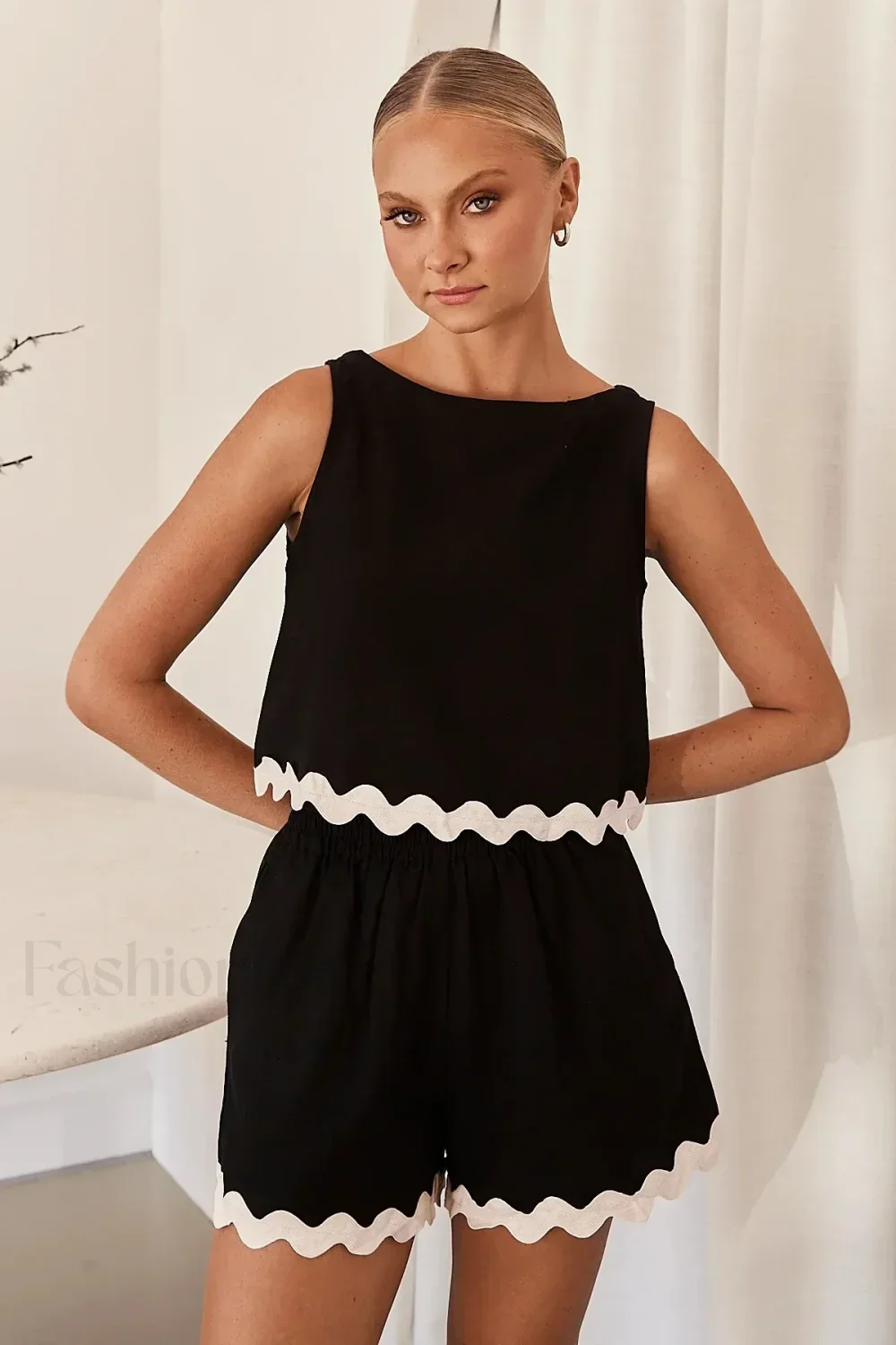 Wave Stripe Patchwork O Neck Tops Fashion Shorts Two Piece Set - Image 11
