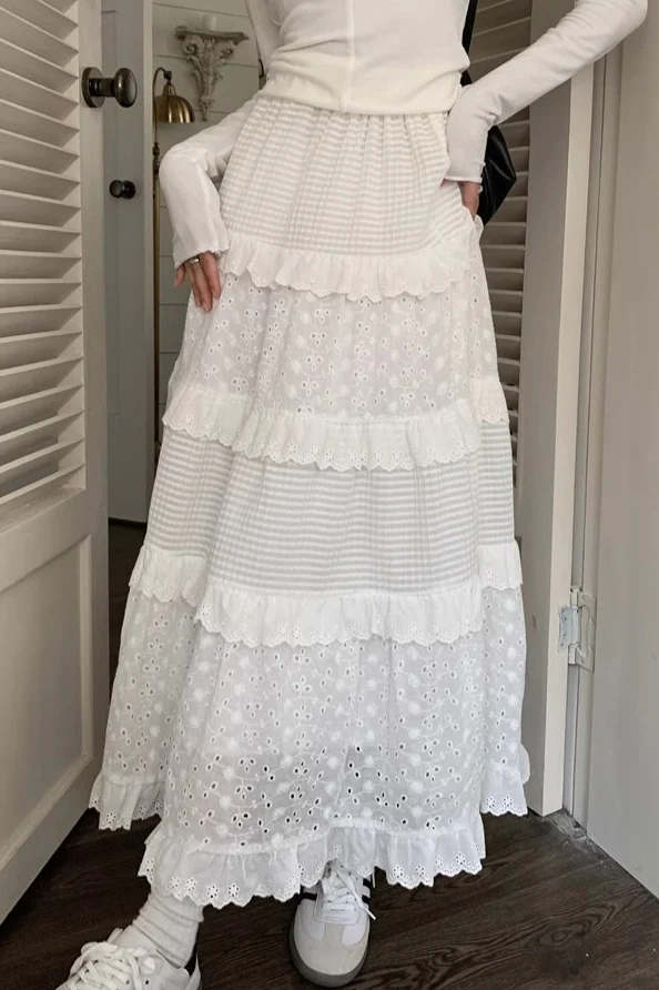 White Lace Tiered High Waist Boho Skirt - Image 3